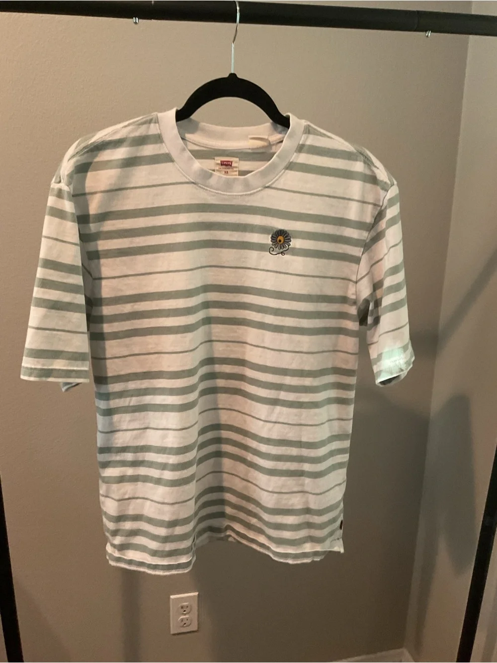 Levi's White and Sage Green Striped Short-Sleeve Tee with Sunflower Emblem
